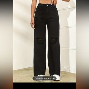 selling black jeans never worn, from temu. Reason for selling doesn’t fit me.